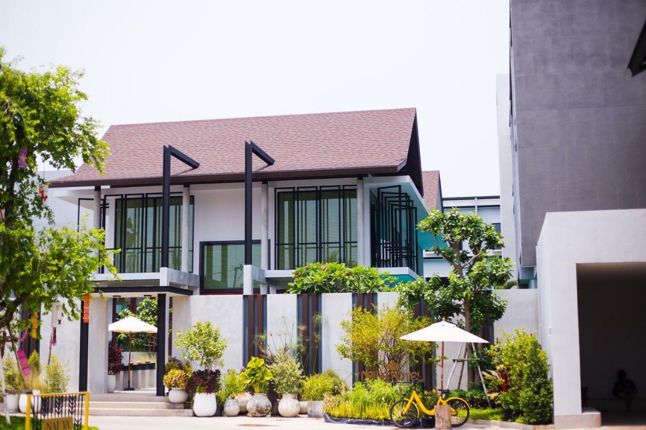 Nai Ya Hotel -Sha Extra Plus Chiang Rai Exterior foto